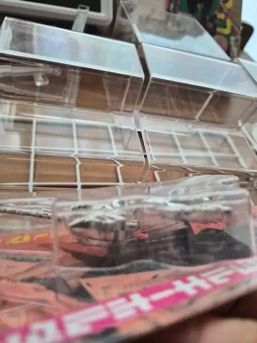 チェーンソーマン キーリング メタル 未開封