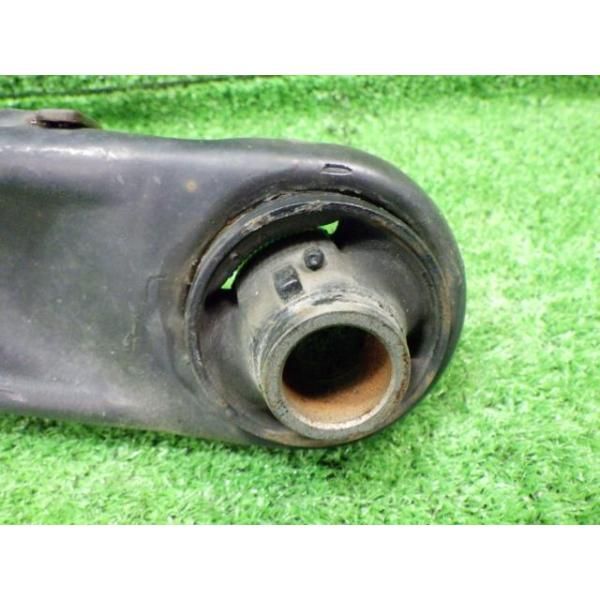 【2266】/アクアNHP10右フロントロアアーム 【大得価，人気SALE】