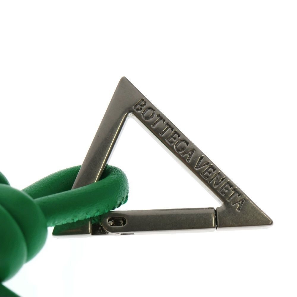 BOTTEGA VENETA (ボッテガヴェネタ) トライアングルキーリング
