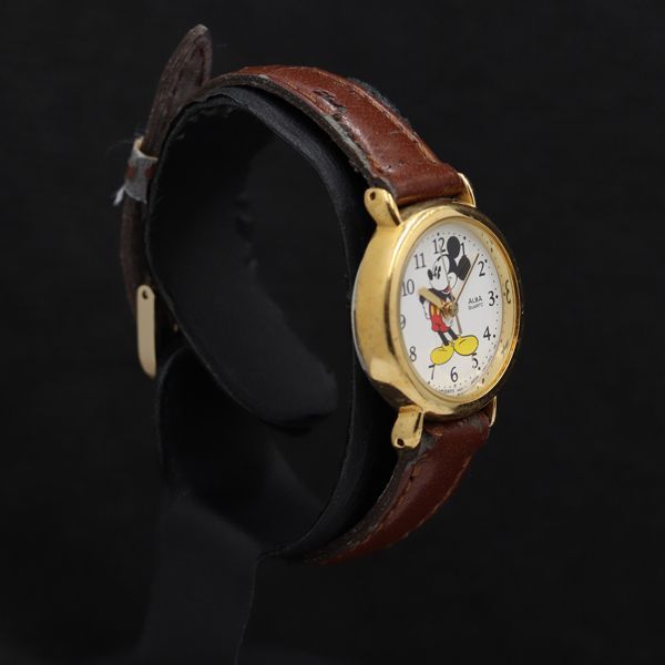 未使用 箱 解説書 SEIKO ALBA ミッキーマウス 腕時計 電池ベルト新品