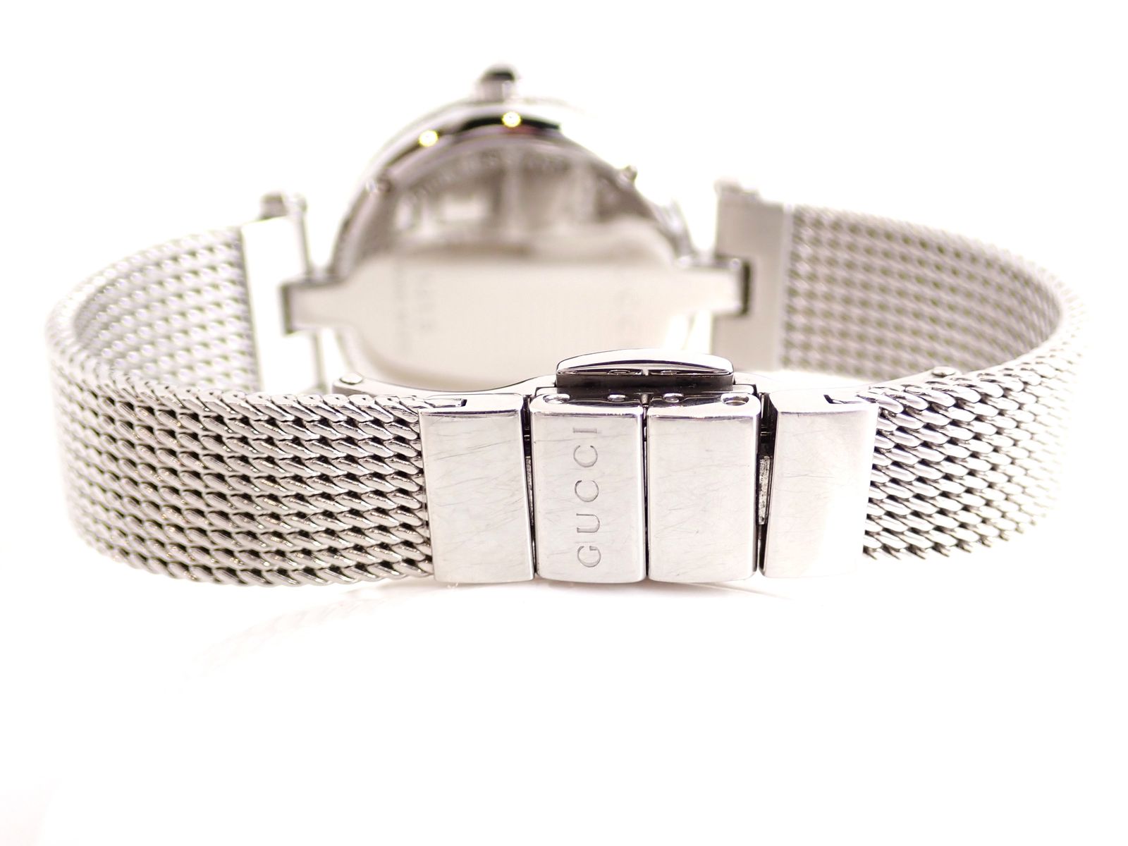 GUCCI 141.5 ディアマンティッシマ シェル ダイヤ ラウンド 腕時計