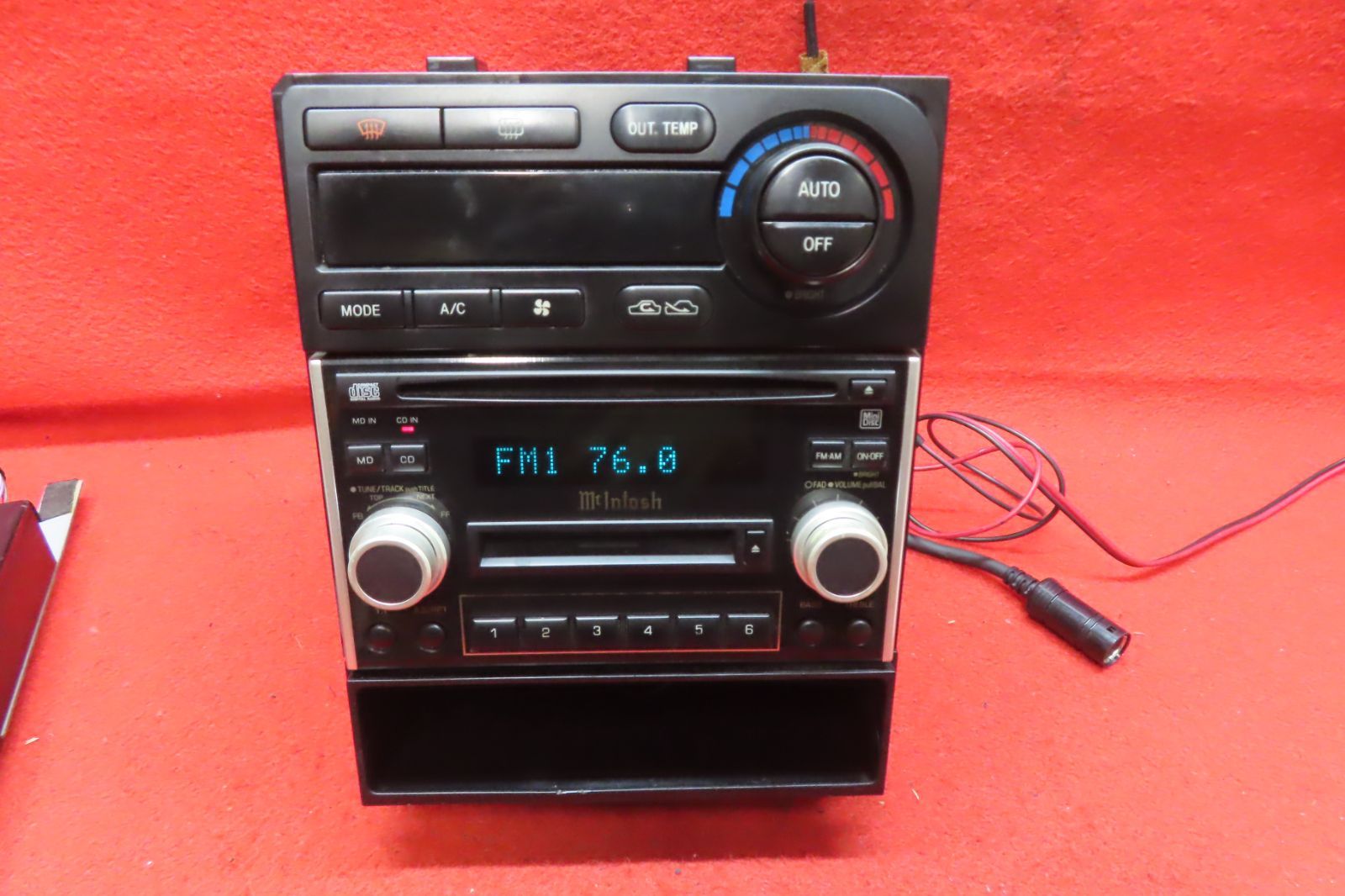 ＊CS2114＊スバル純正 レガシィ BE5 BE9 BH5 BH9 mcIntosh PF-40251-C EF-10801 MDデッキ オーディオ プレーヤー エアコンスイッチ