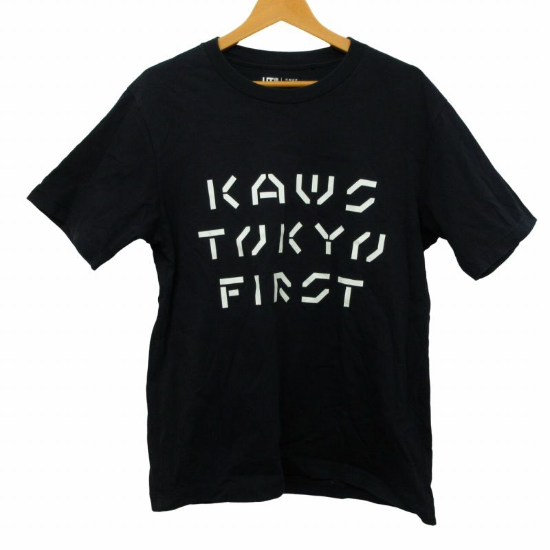 kaws セール tシャツ 通販