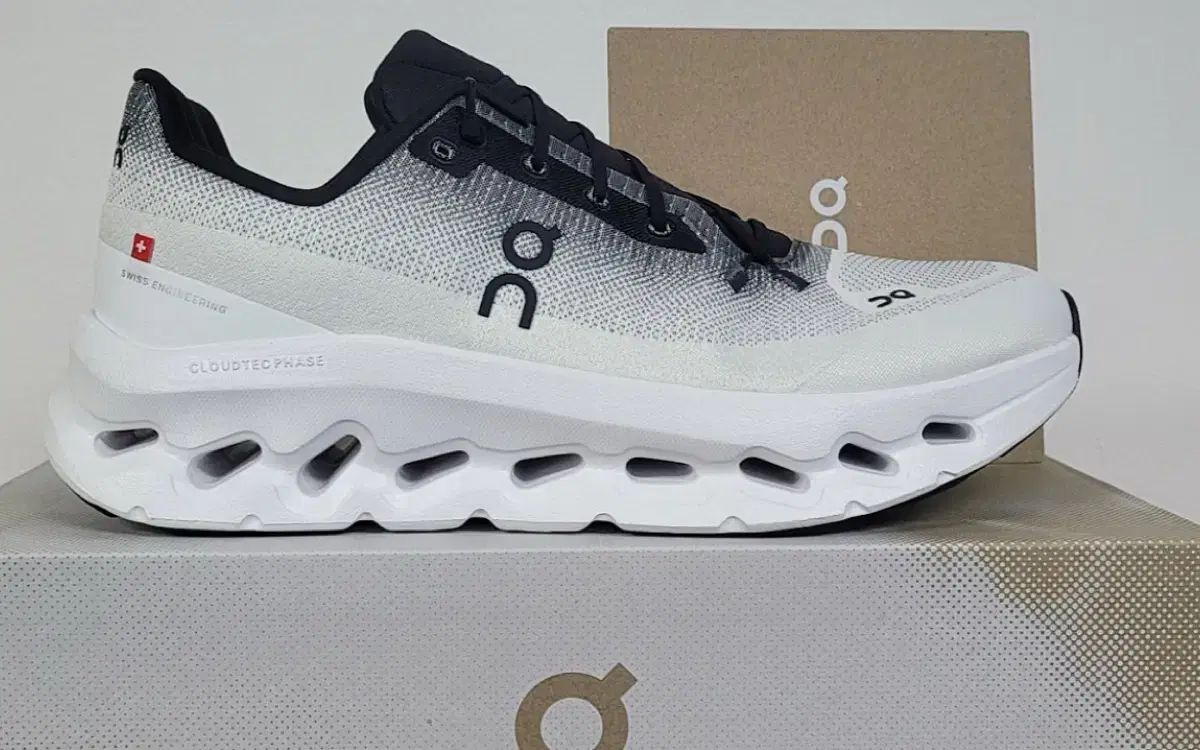 新品未使用 Suicoke BEETLE-ev-LO トレッキングブーツ 未使用 Suicoke