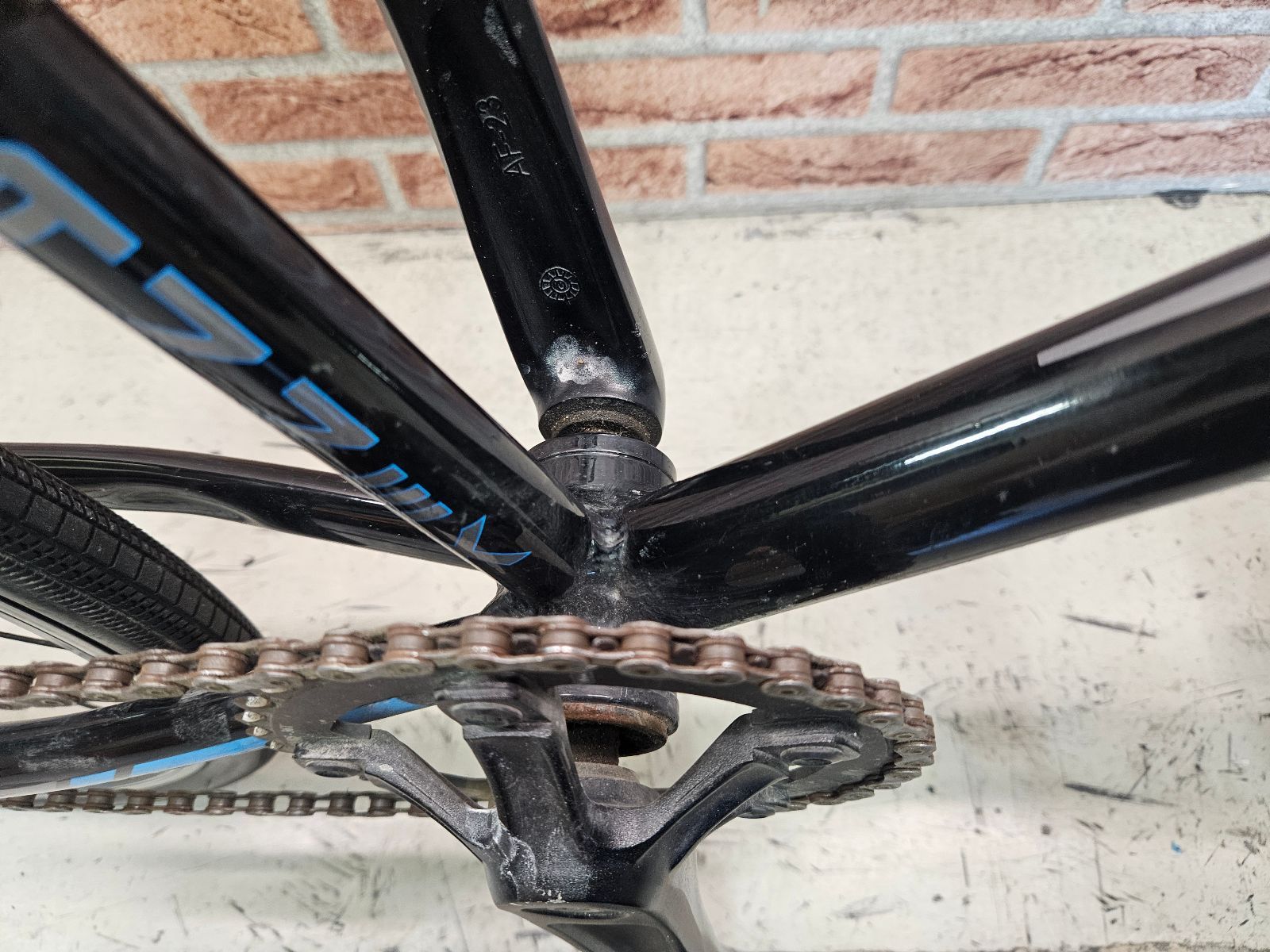 EXPERT ハローバイクス