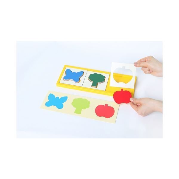 ● かたはめパズルセット