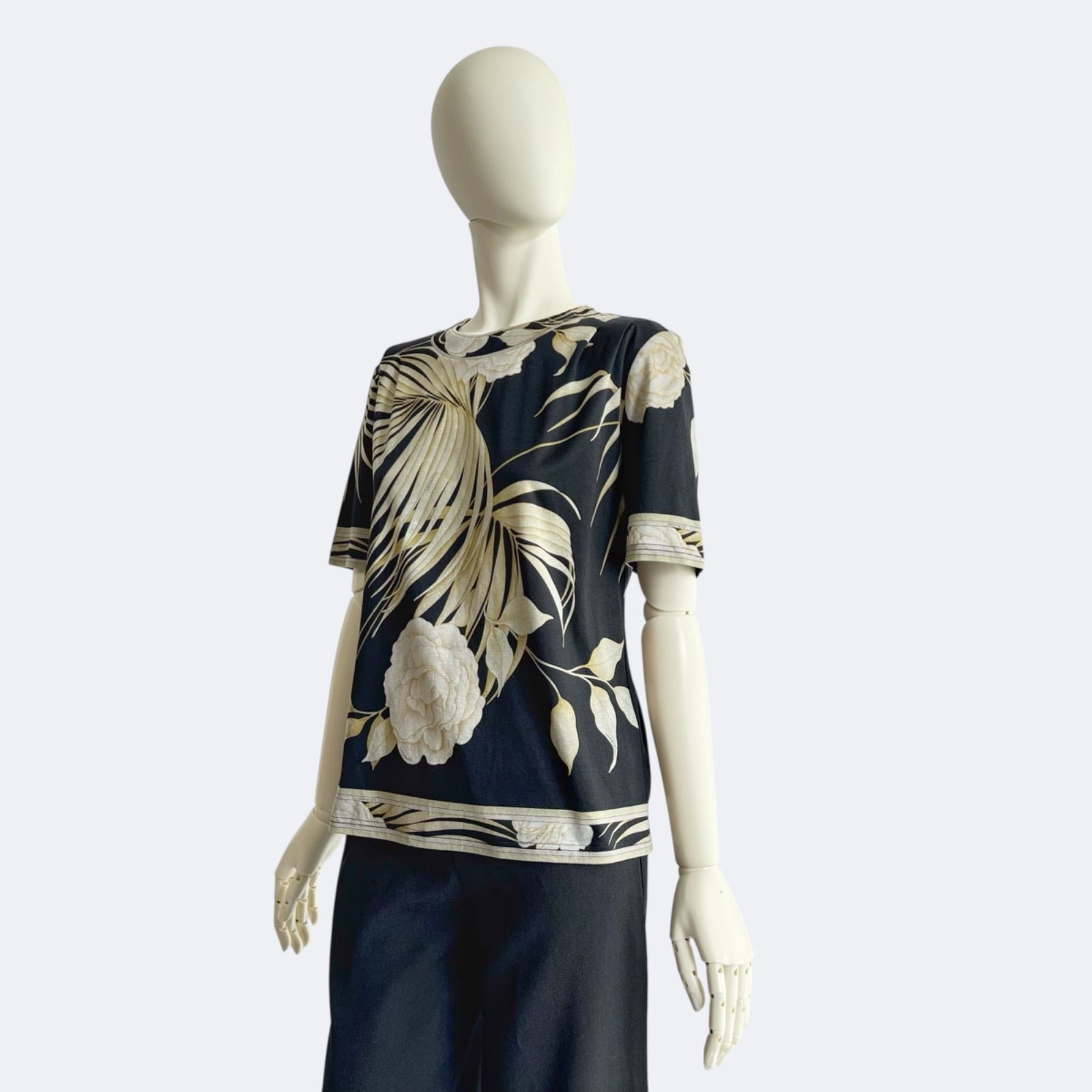 LEONARD レオナール カットソー Tシャツ 半袖 ブラック 花柄 綿