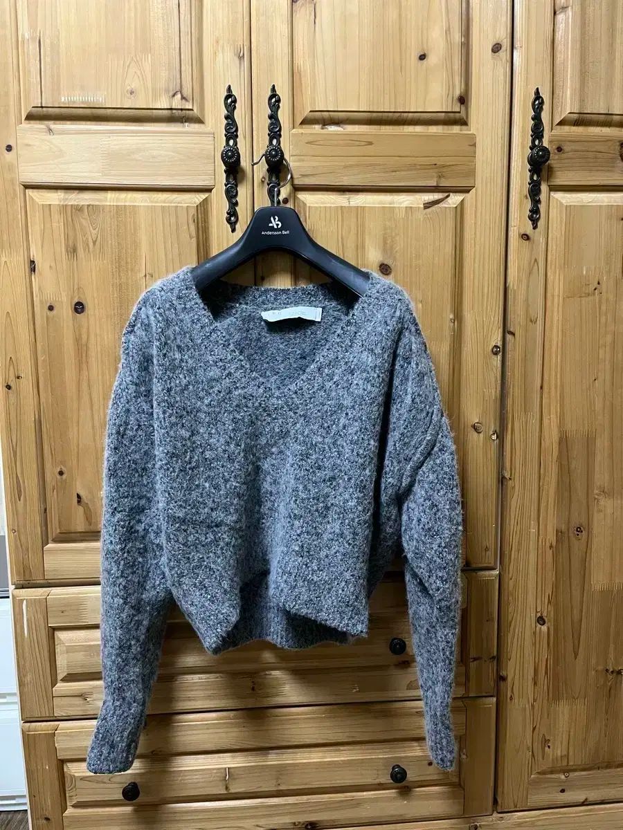 XS IRO イロ シャーリング Vネック ニット グレー