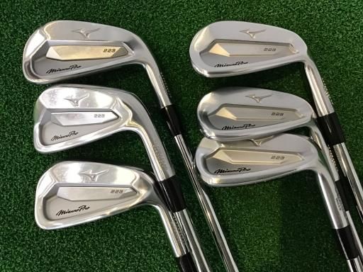ミズノ プロ Mizuno Pro 245 アイアン 単品（No,4、GW） ダイナミックゴールド 95 シャフト 日本正規品 ミズノ プロ アイアン 中空\u201dらしからぬルックス＆打感！ 中・上級者も