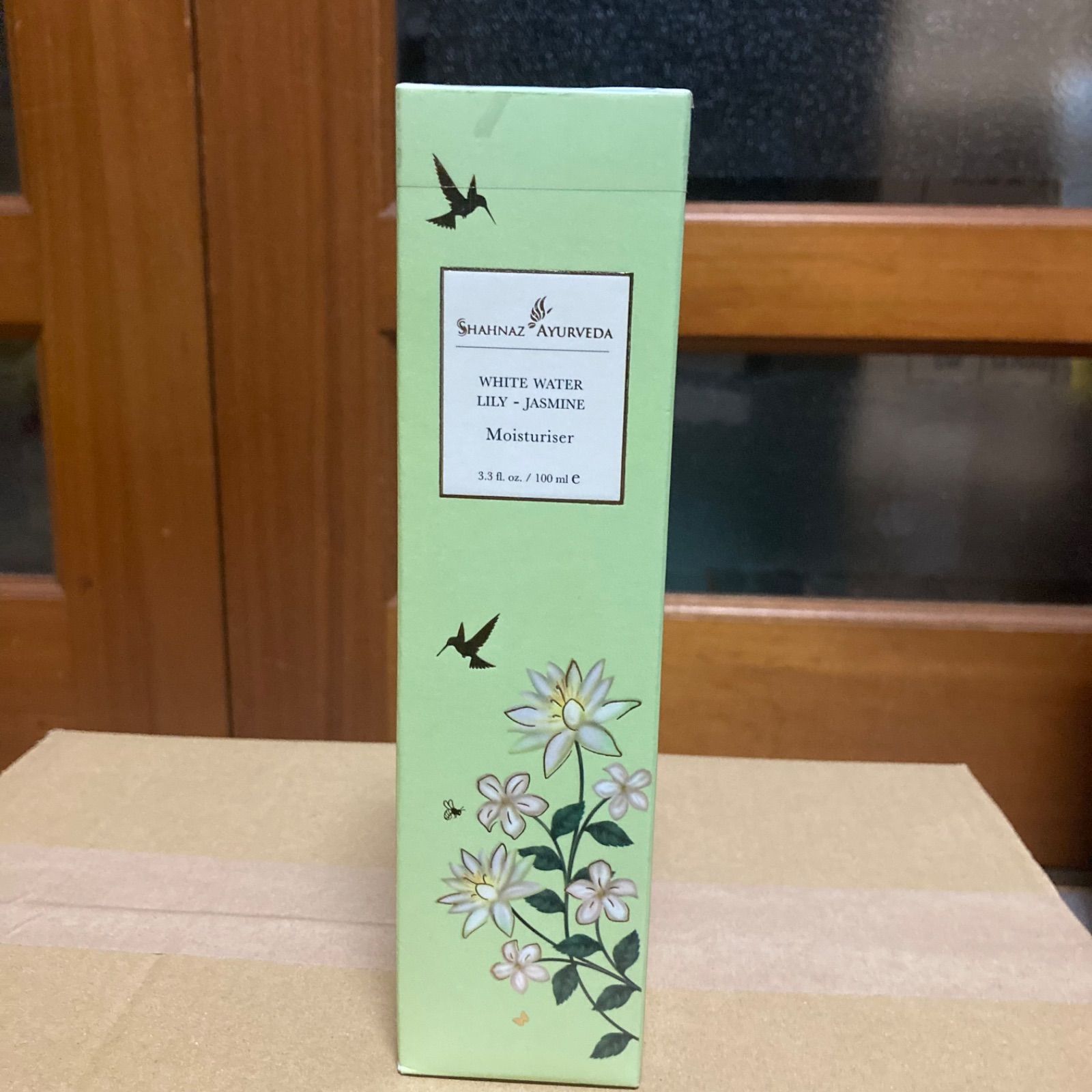 ホワイトウォーター　リリー　100ml