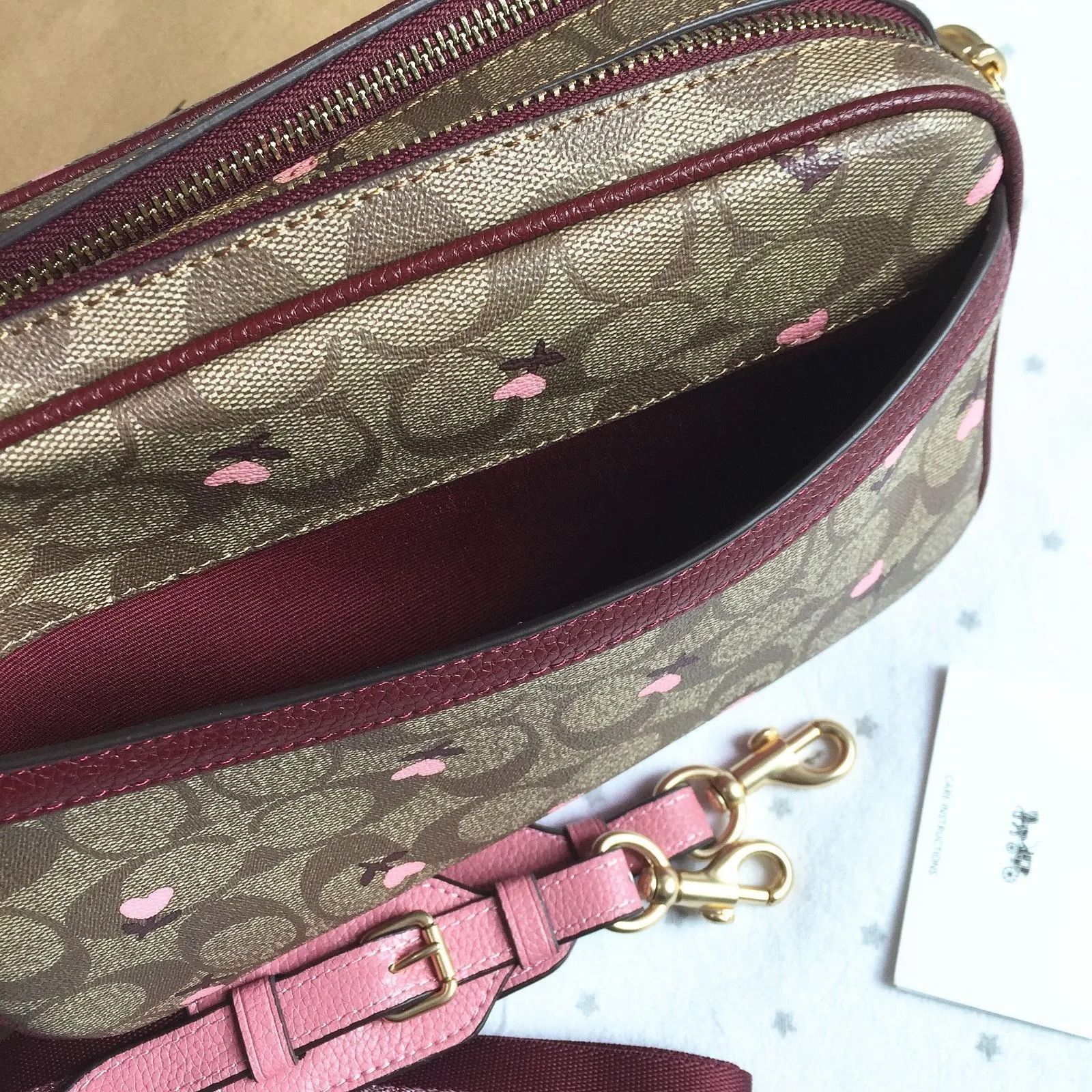 COACH コーチバッグ C3239 花柄 ダブルジップ ショルダーバッグ レディースバッグ クロスボディー アウトレット品 保存袋付属 新品未使用  - メルカリ