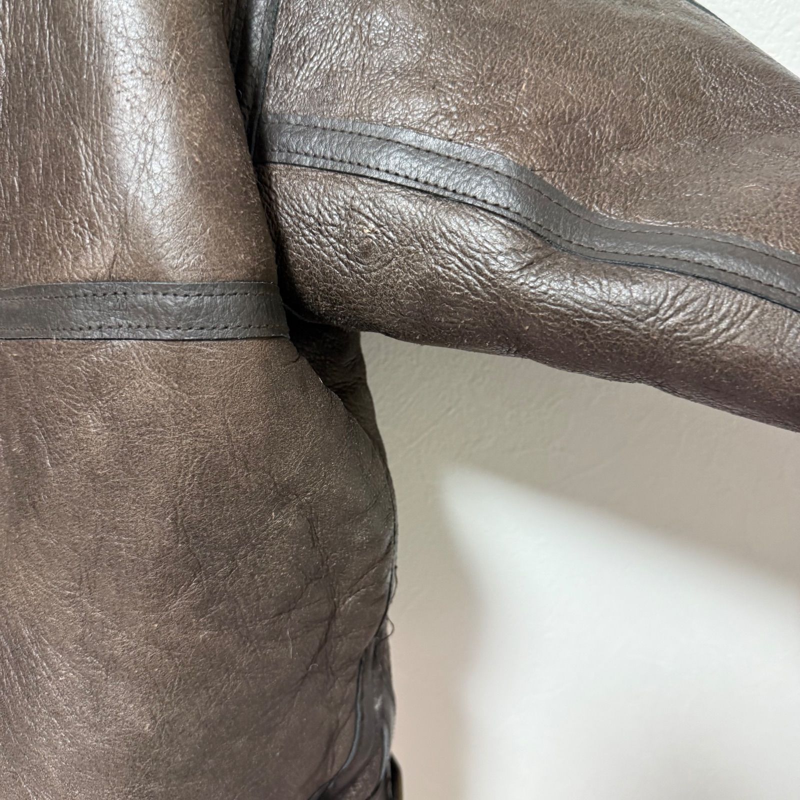 コンバットクロージング ムートンジャケット