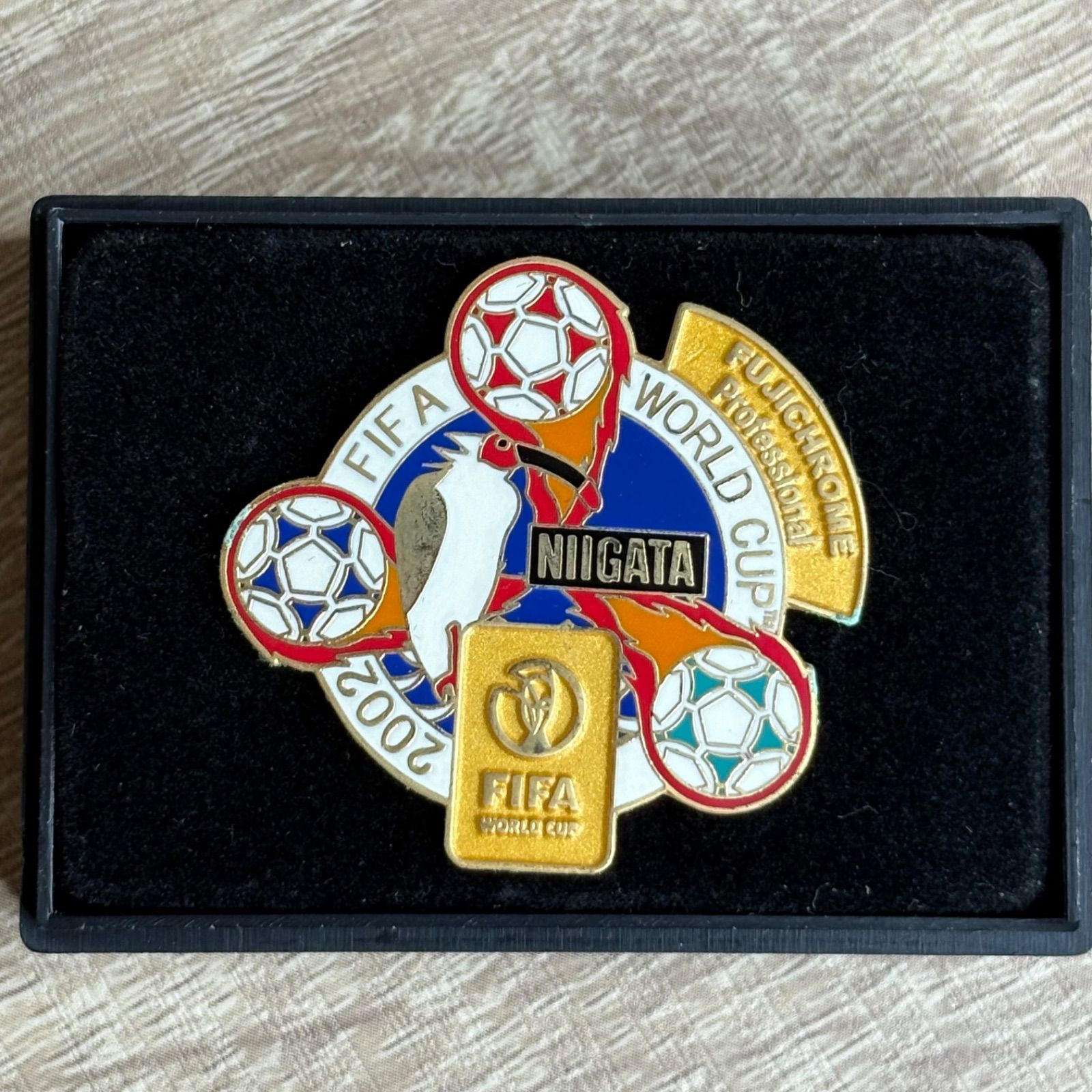 FIFAワールドカップ ピンズ 2002 FIFAワールドカップ ピンバッジ 4個セット - メルカリ