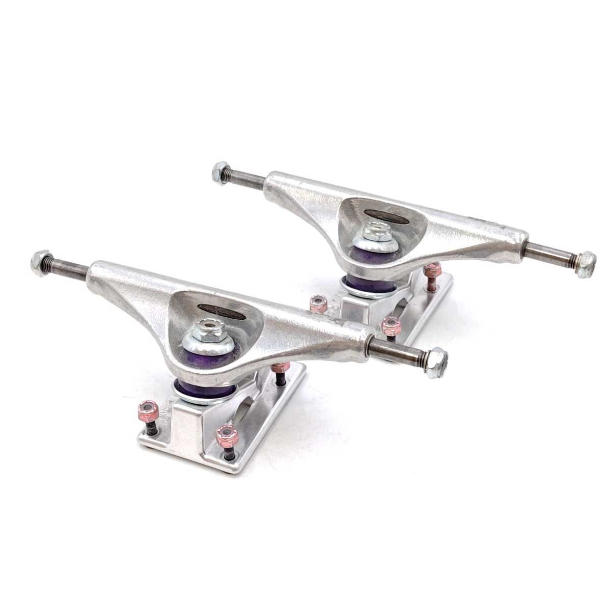 オペラ 美品 スケボー コンプリート ベンチャートラック ボーンズ OPERA