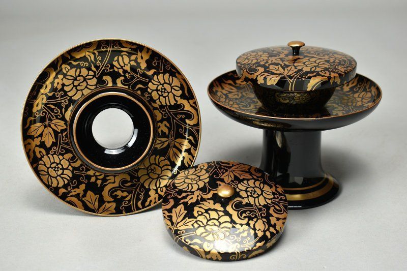 蔵A5294a】木製黒塗蒔絵 花図 天目台 蓋付 二客 - メルカリ