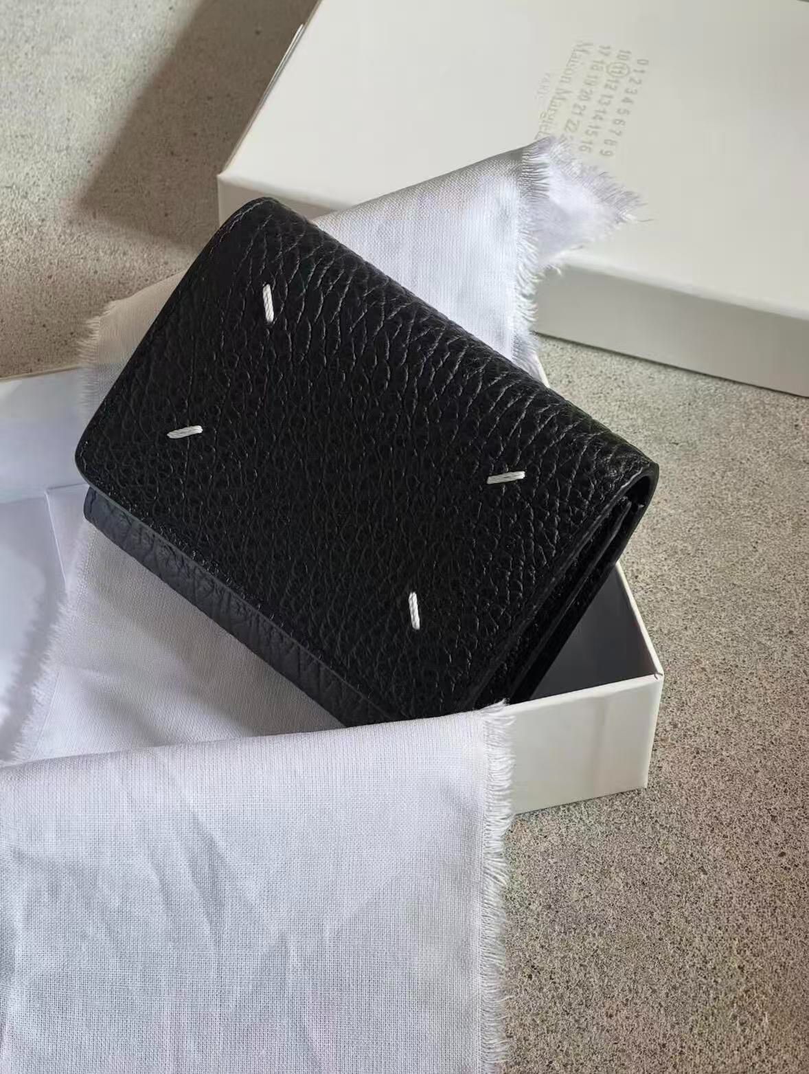 大人気品 Maison Margielaマルジェラ 三つ折り財布 グレインレザー