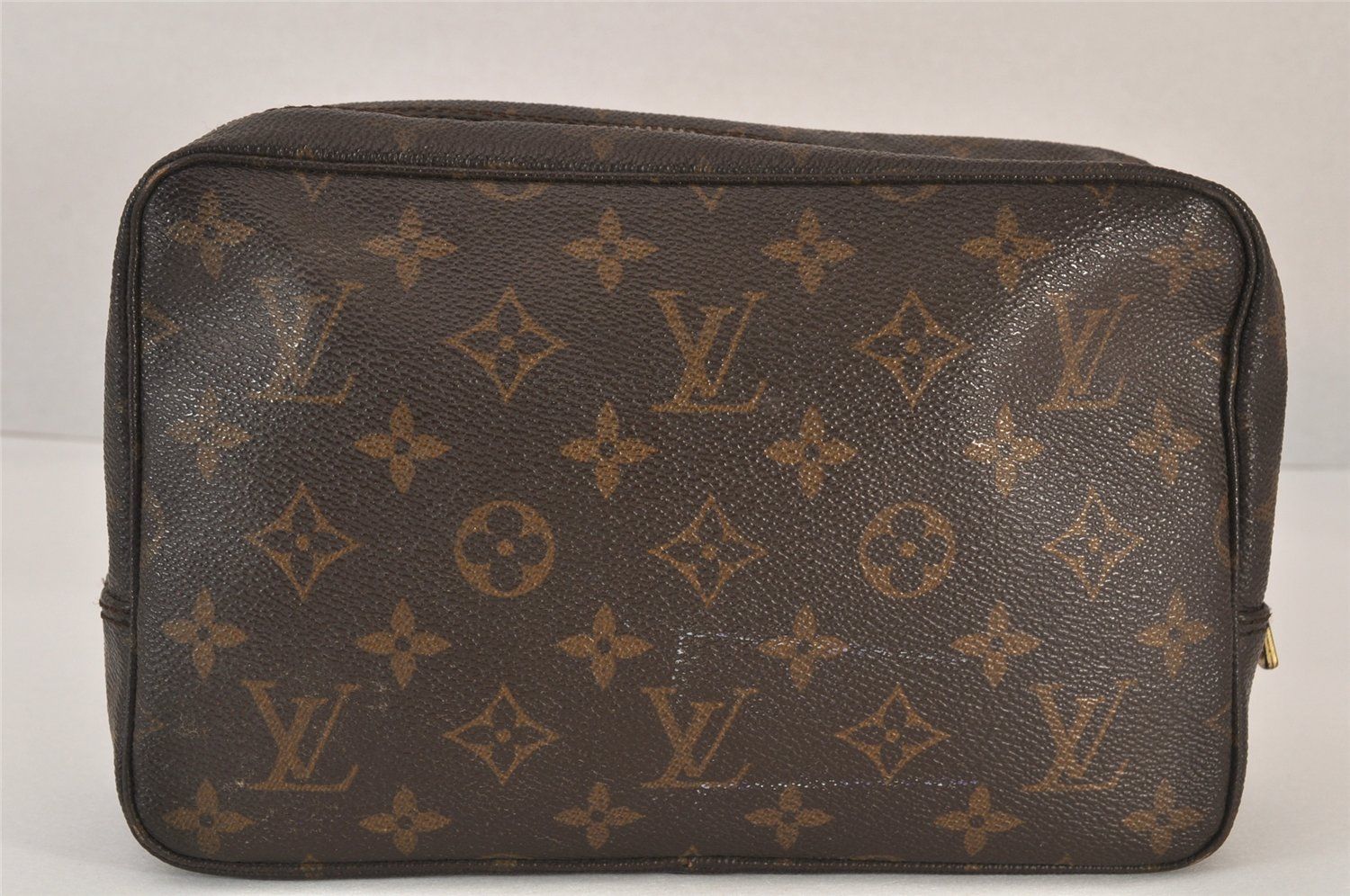 LOUIS VUITTON ルイヴィトン モノグラム トゥルース トワレット