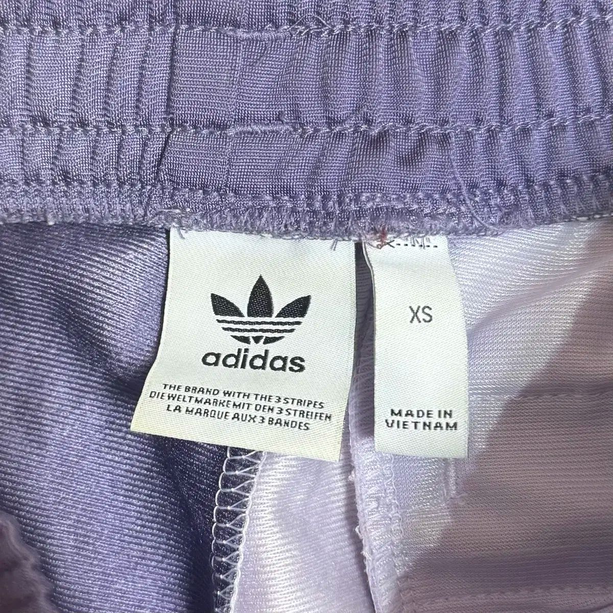 アディダス ダニエル