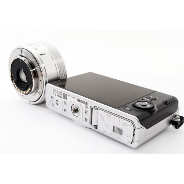 Nikon - ★スマホ転送★最小最軽量★ミラーレス Nikon 1 J4 標準レンズ シルバー Nikon 1 J4 - 概要 | ミラーレスカメラ | ニコン