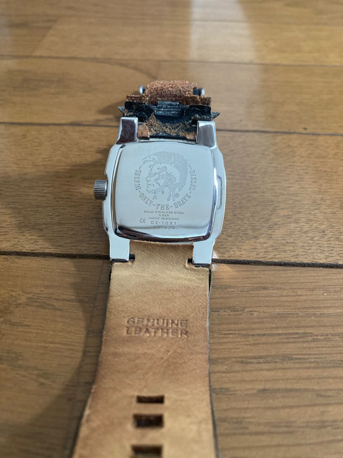 DIESEL ディーゼル 腕時計 DZ-1091 電池切 - メルカリ