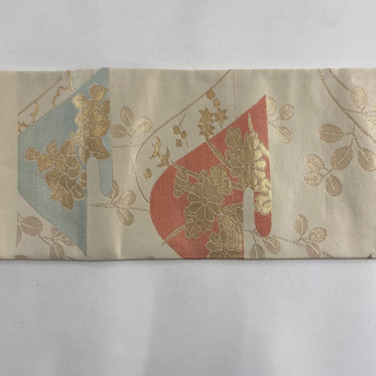 名古屋帯 美品 優品 草花 霞 箔 ベージュ 正絹 【中古】 - メルカリ