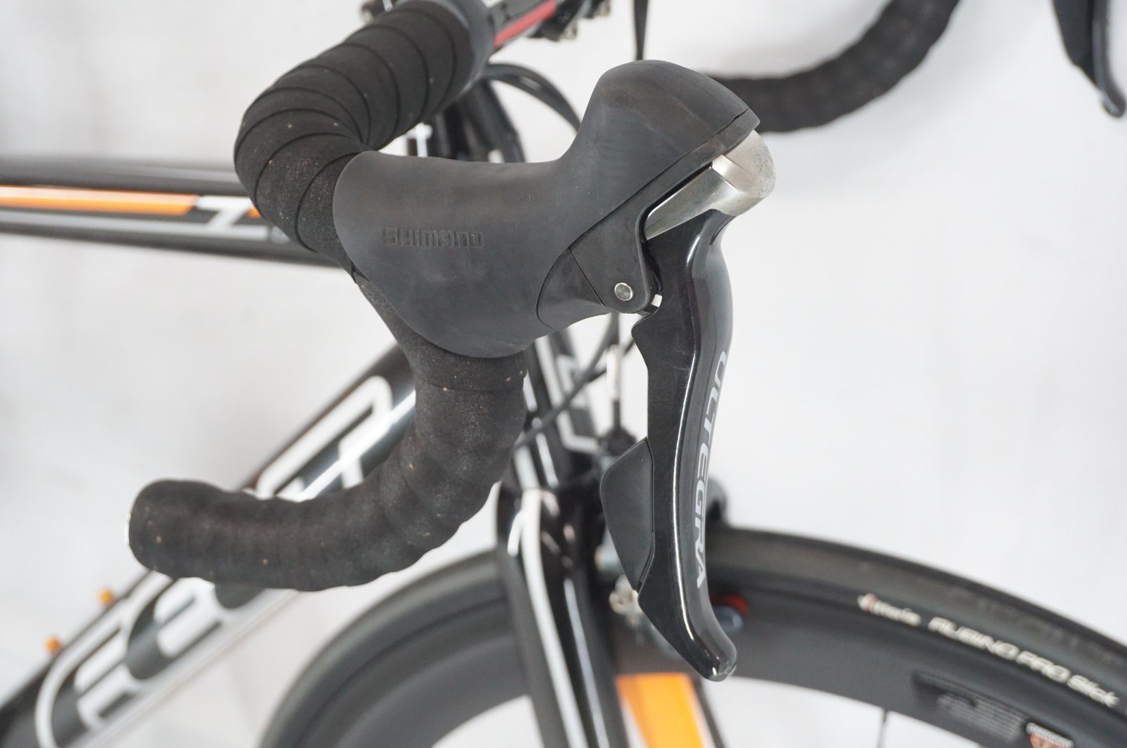 FELT フェルト Z6 2011年モデル ロードバイク バイチャリ阪急塚口店 BRIGHTFACE_UK