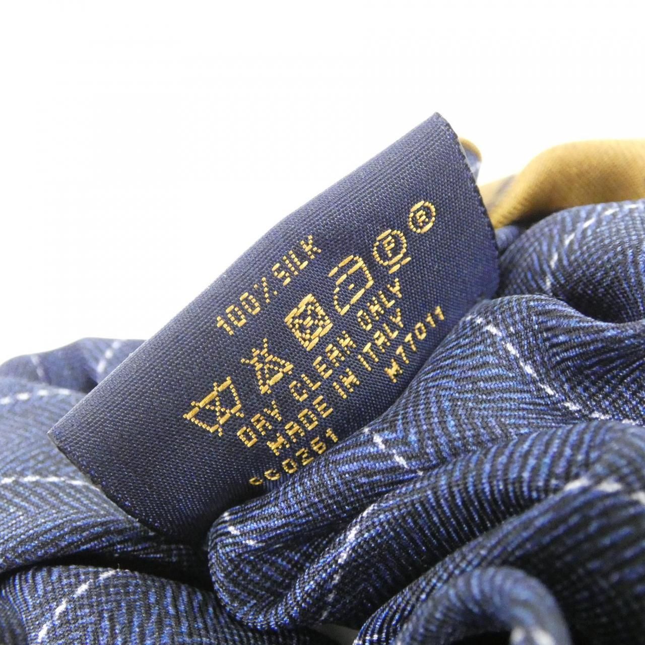 Louis Vuitton シルクシュシュ ビーマインドフル モノグラムリバース