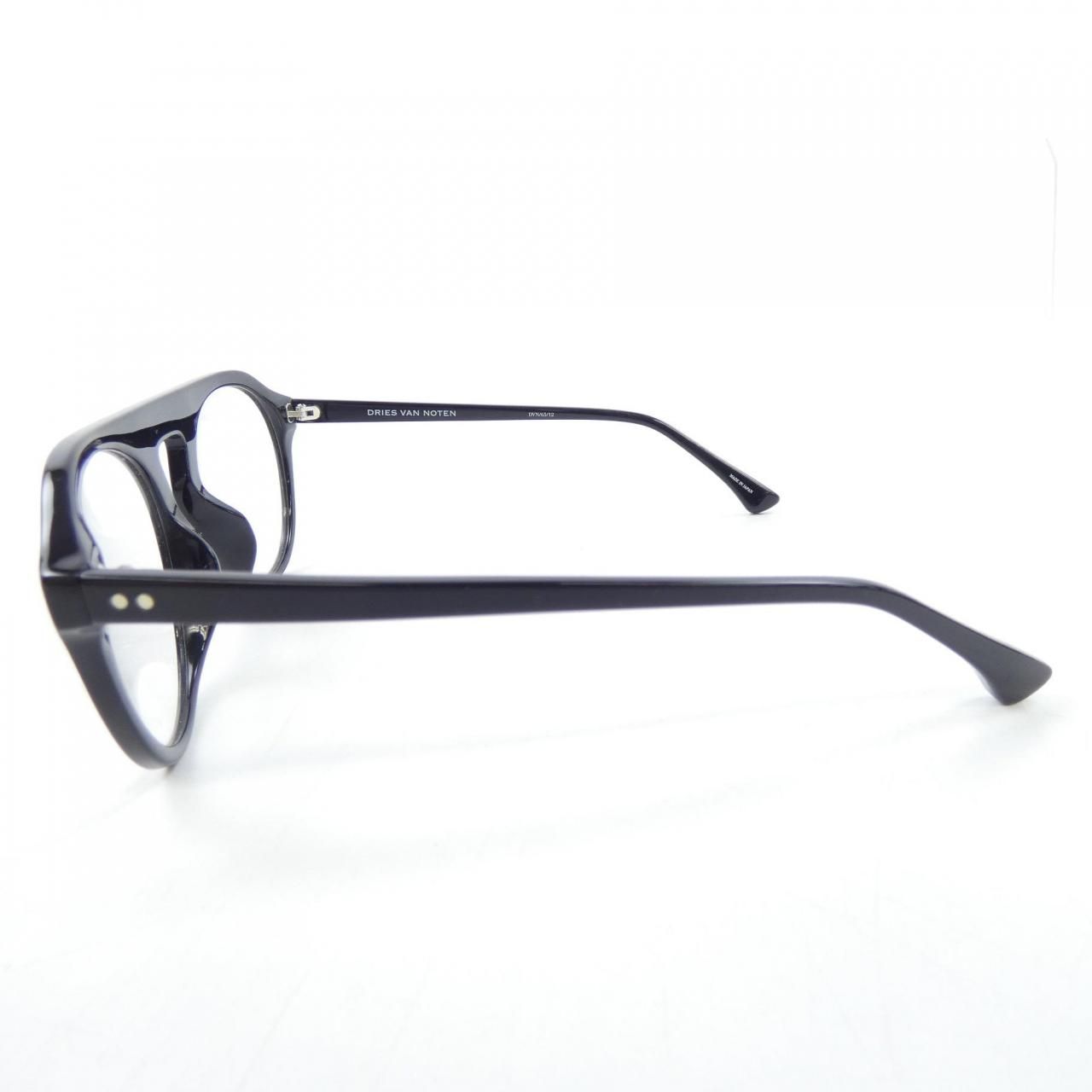 LINDA FARROW 未使用品 Linda Farrow - Jenson D-Frame Sunglasses in Black
