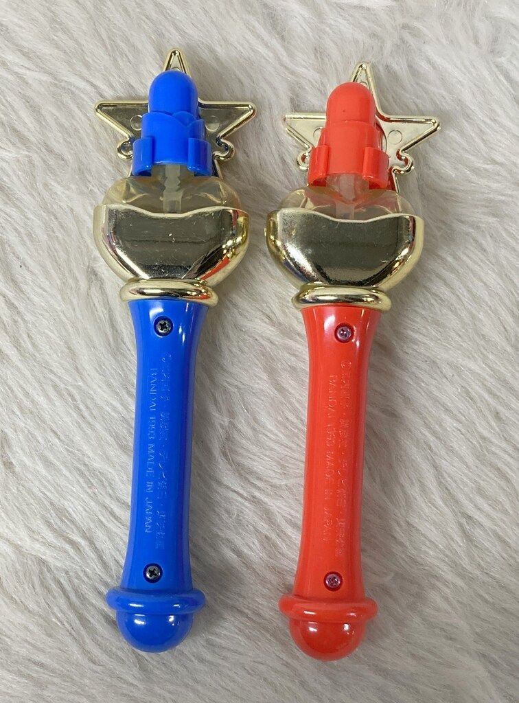 バンダイ セーラームーンR 美少女戦士な変身スティックレッド&ブルー