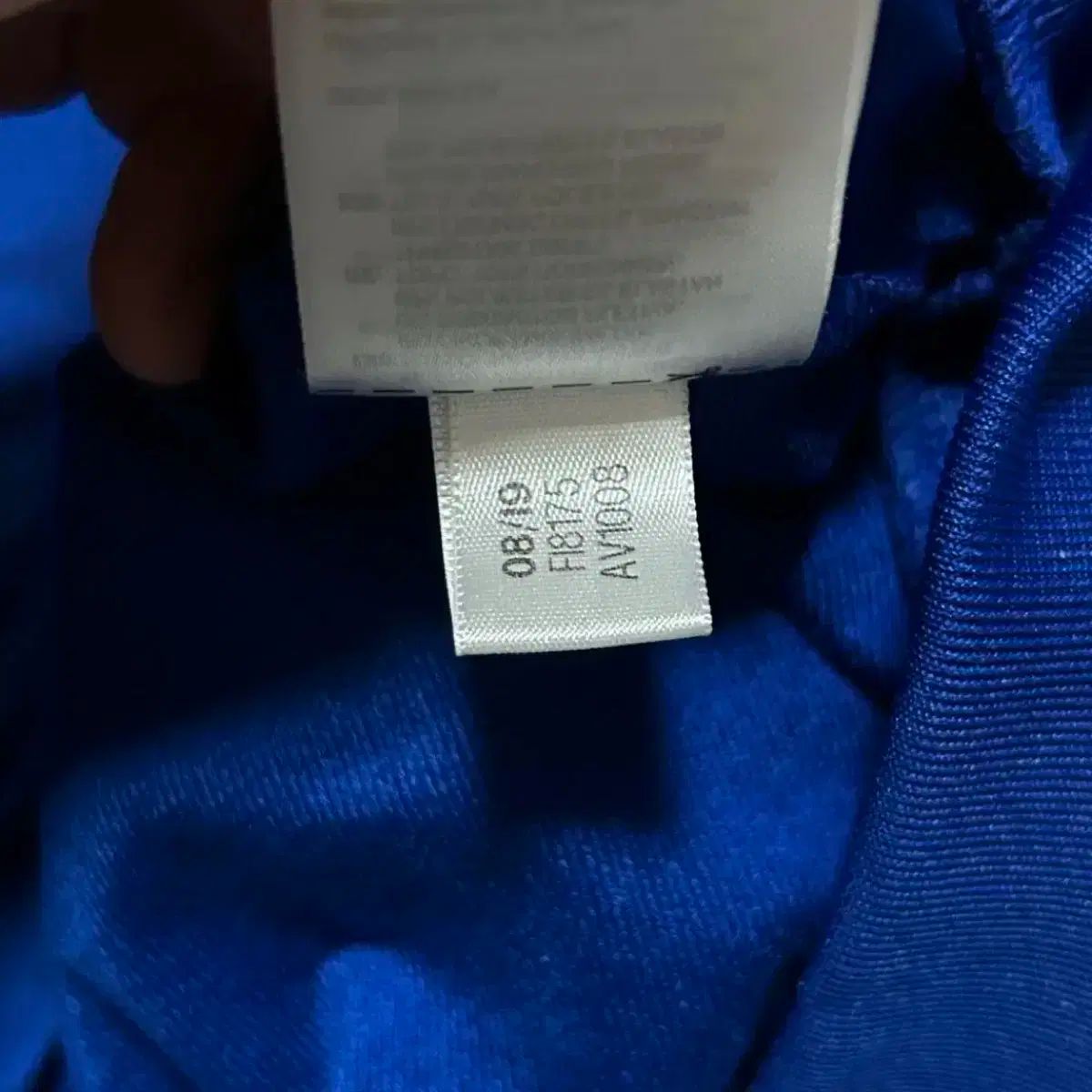 adidas アディダス