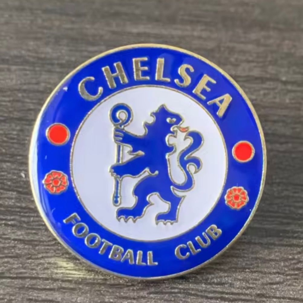 サッカー ピンバッジ 全7種 選択可 クラブチーム - メルカリ