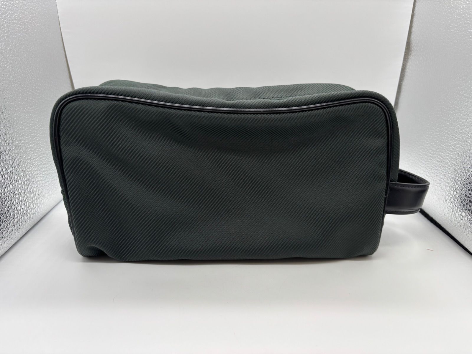 極美品】ルイヴィトン セカンドバッグ タイガ パラナ エピセア M30752