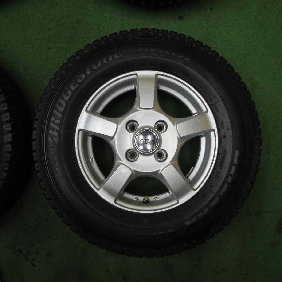 スタッドレス 165R13