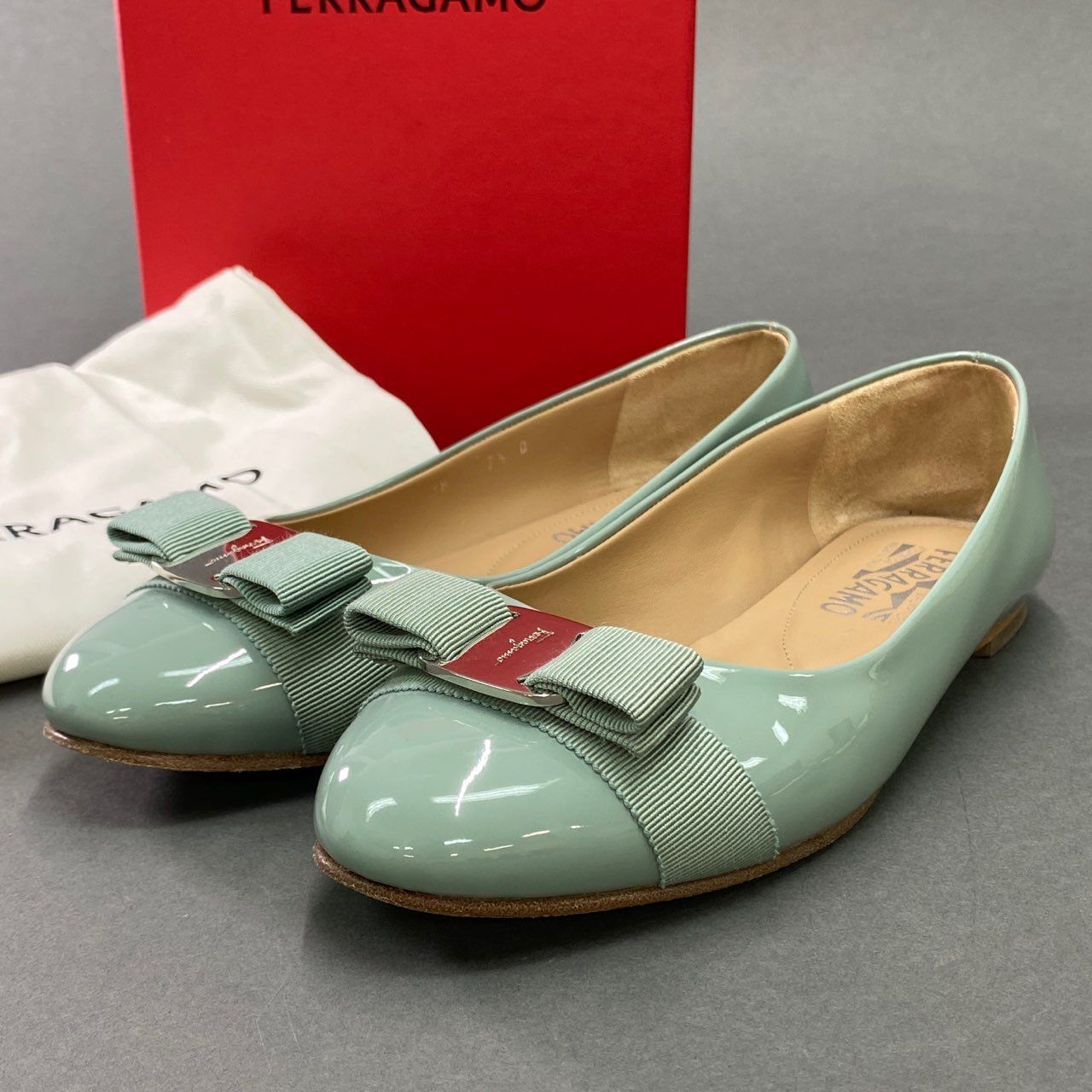 フラットシューズ size7 #Salvatore Ferragamo 美品 フェラガモ バラ