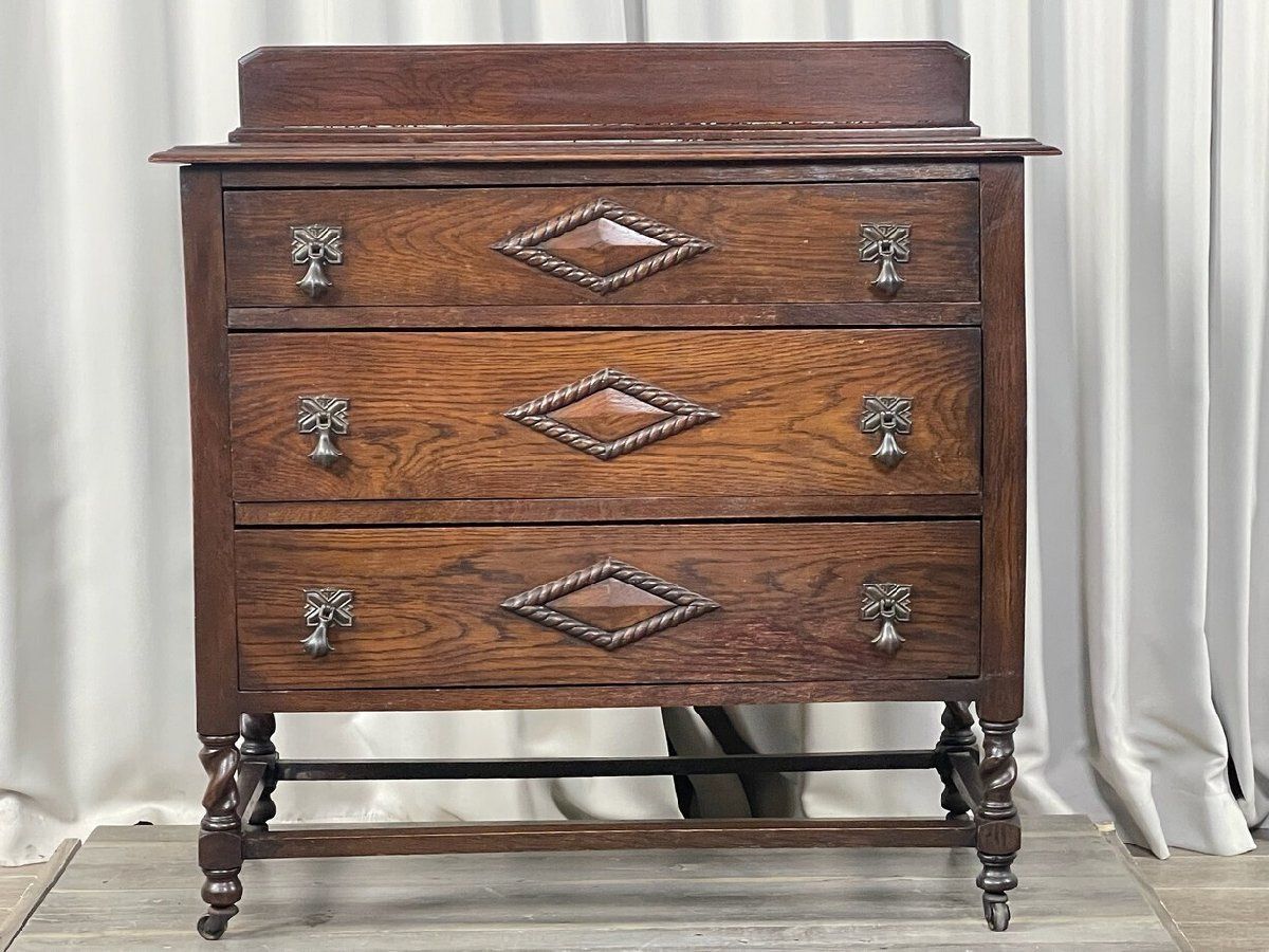 GT86 クラシック 英国 オーク材 3段 チェスト キャスター 付 サイドボード アンティーク ブリティッシュ 神奈川県秦野市 A3