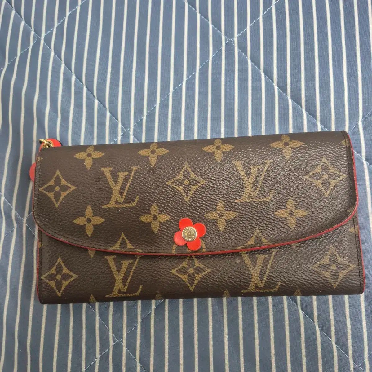 国内発送【LOUIS VIUTTON】ルイヴィトン エミリー 長財布 ルイヴィトン 財布 レディース LOUIS VUITTON 財布 長財布
