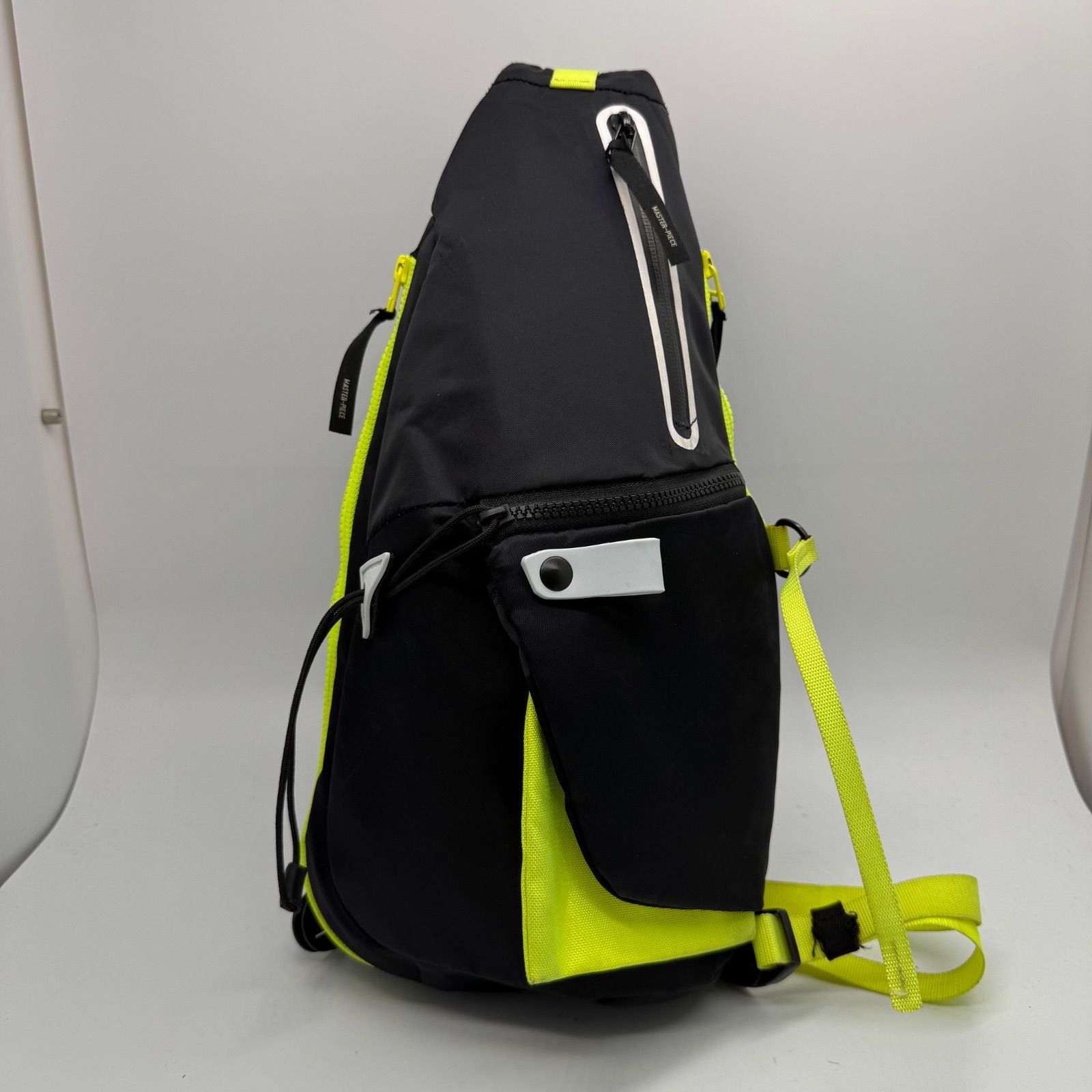 MSPC master-piece GAME series NEON sling bag マスターピース ゲーム 