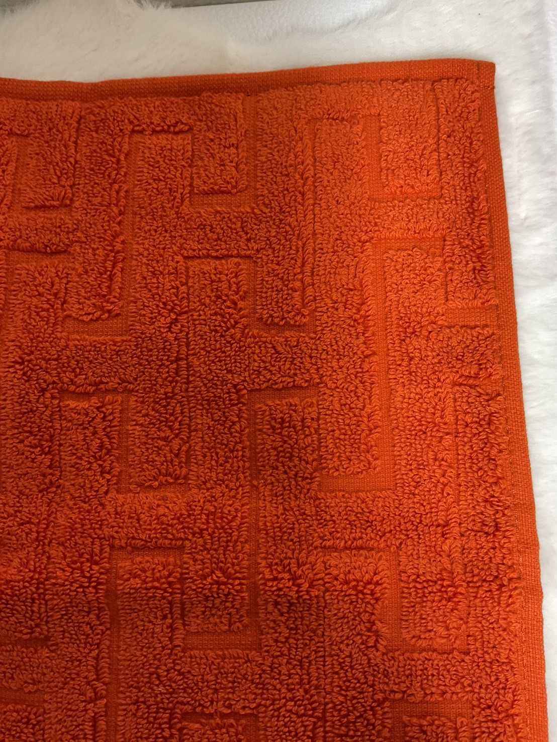✨新品未使用✨HERMES オレンジ パターンタオル 新品未使用品 HERMES オレンジ ハンドタオル - メルカリ