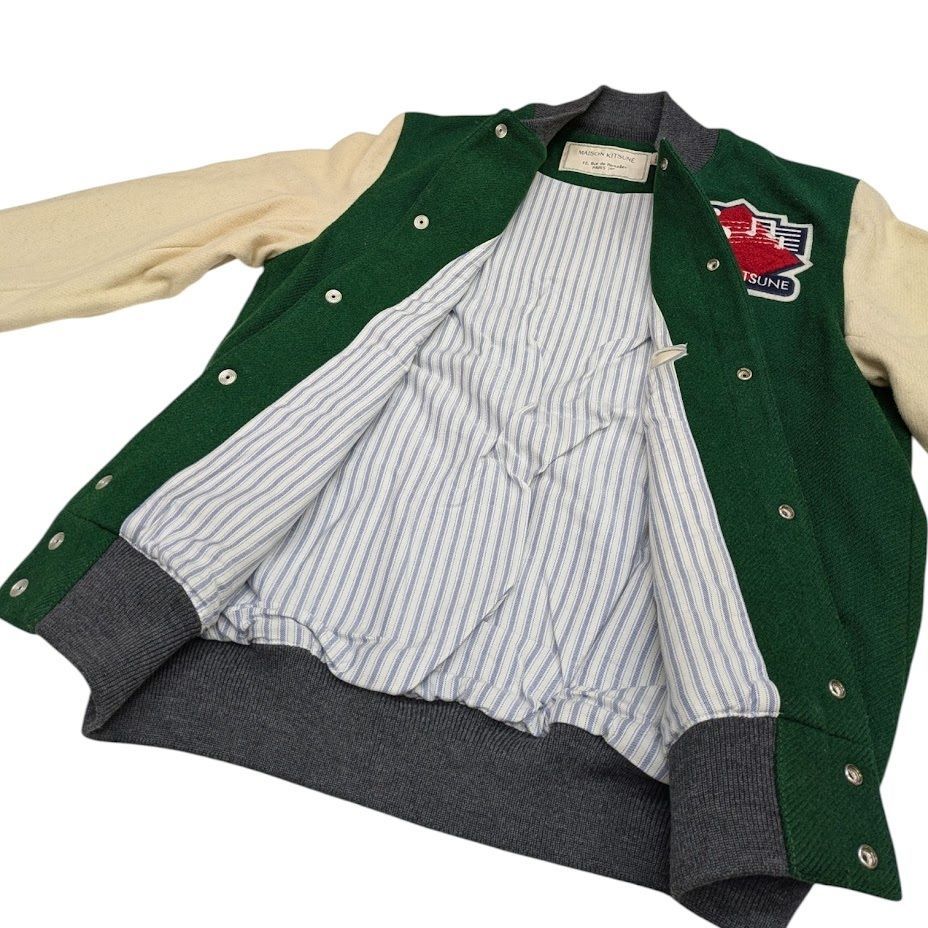 MAISON KITSUNE KML-0450-B メゾンキツネ スタジャン アワード