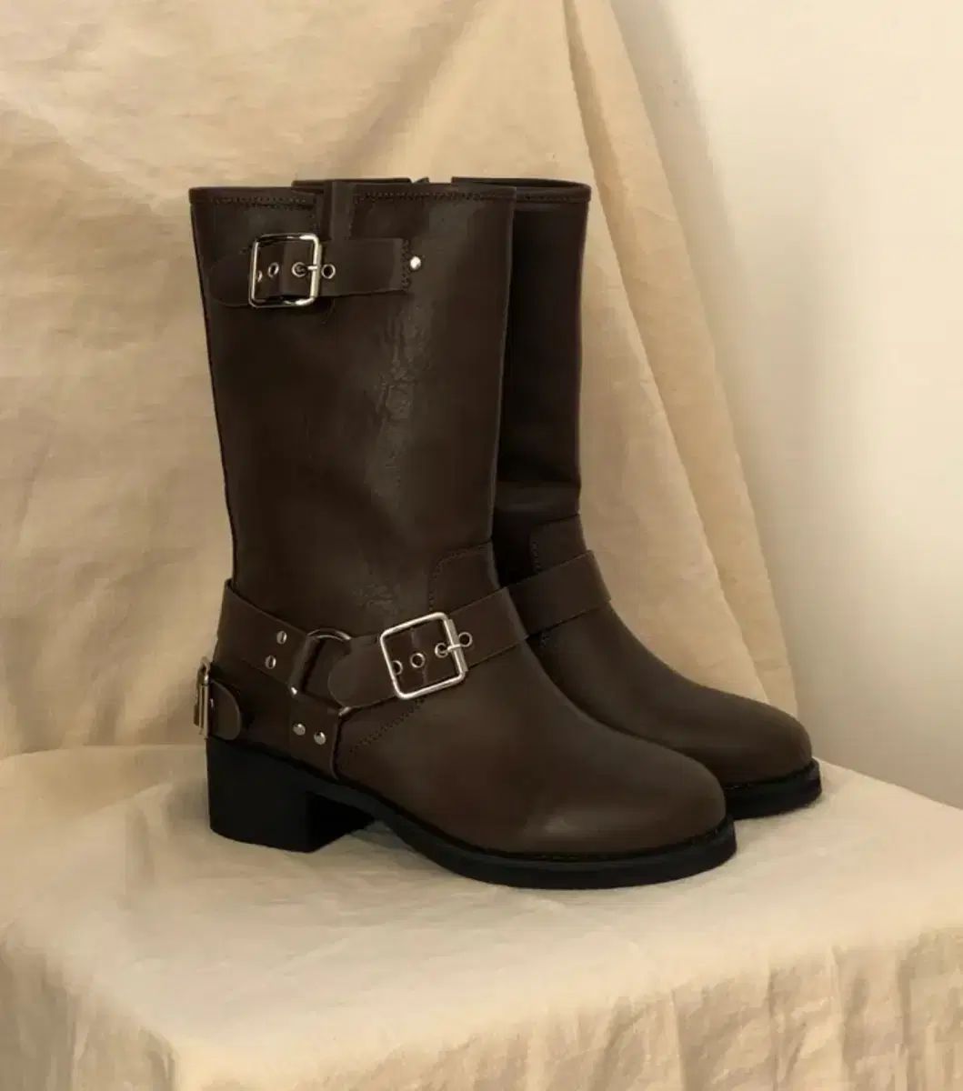 ブラックアップ モディムード バイカー ブーツ 250