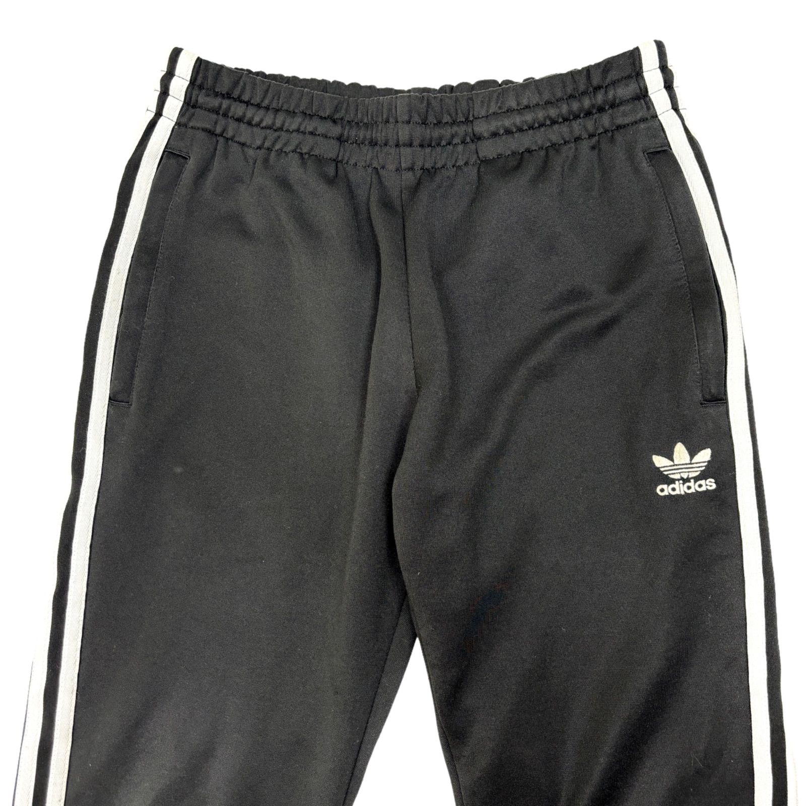 アディダス トラックパンツ ジャージ 黒 スリーライン トレフォイルロゴ アディダス トラックパンツ ジャージ 黒 スリーライン