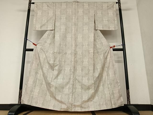 平和屋着物○本場大島紬 白大島 一元絣 幾何学文様 正絹 逸品  