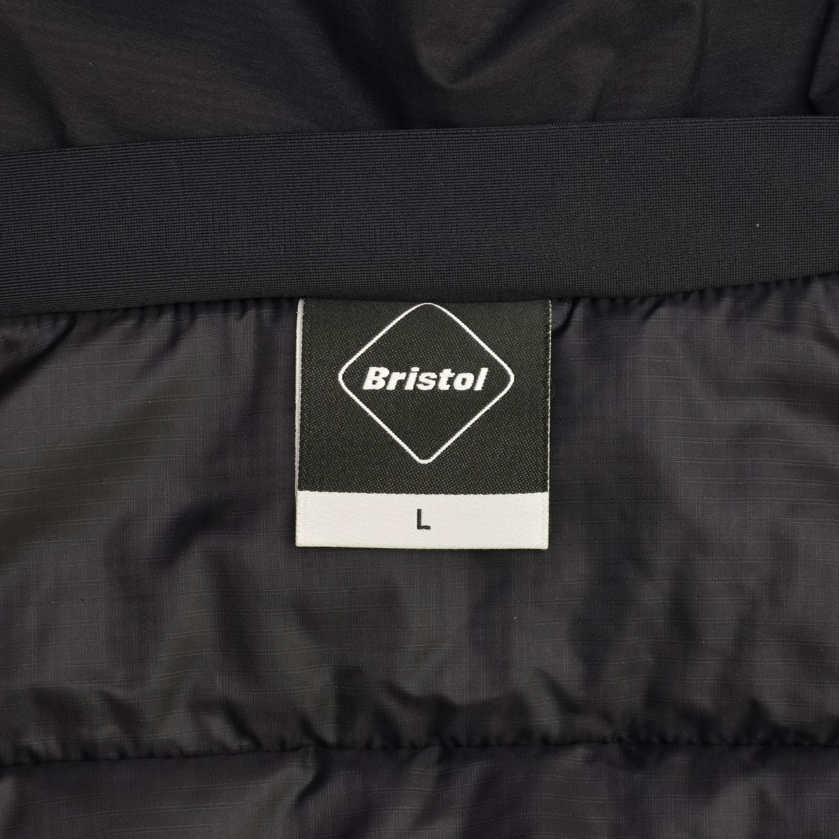 【F.C.R.B.】FCRB-232024 INSULATION PADDED HOODED JACKETナイロンジャケット - メルカリ