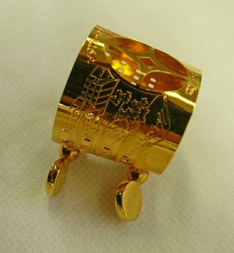 チャールズ・ベイ）アルトサックス用リガチャー Pagoda（パゴダ）22K