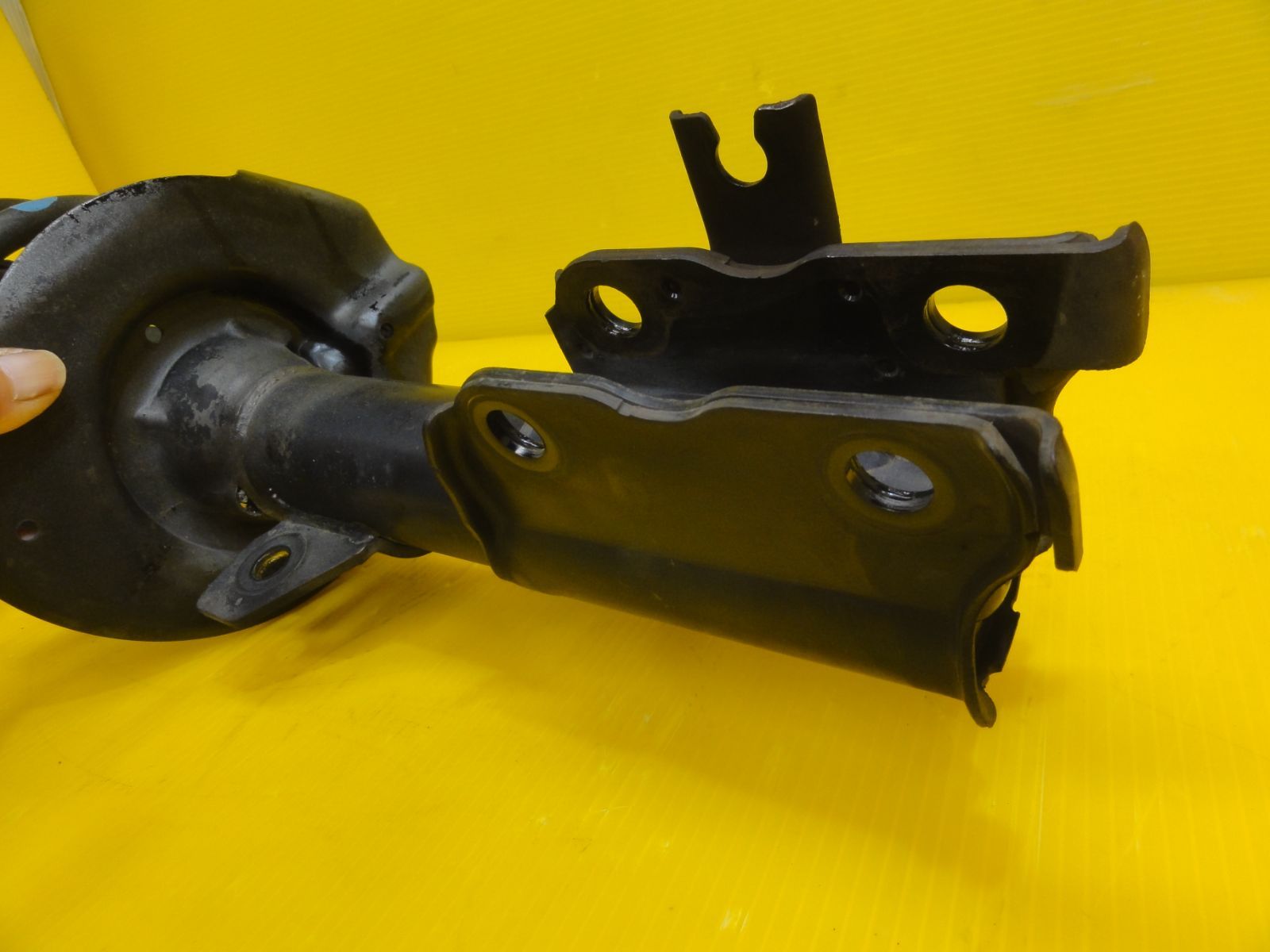 ニッサン C25