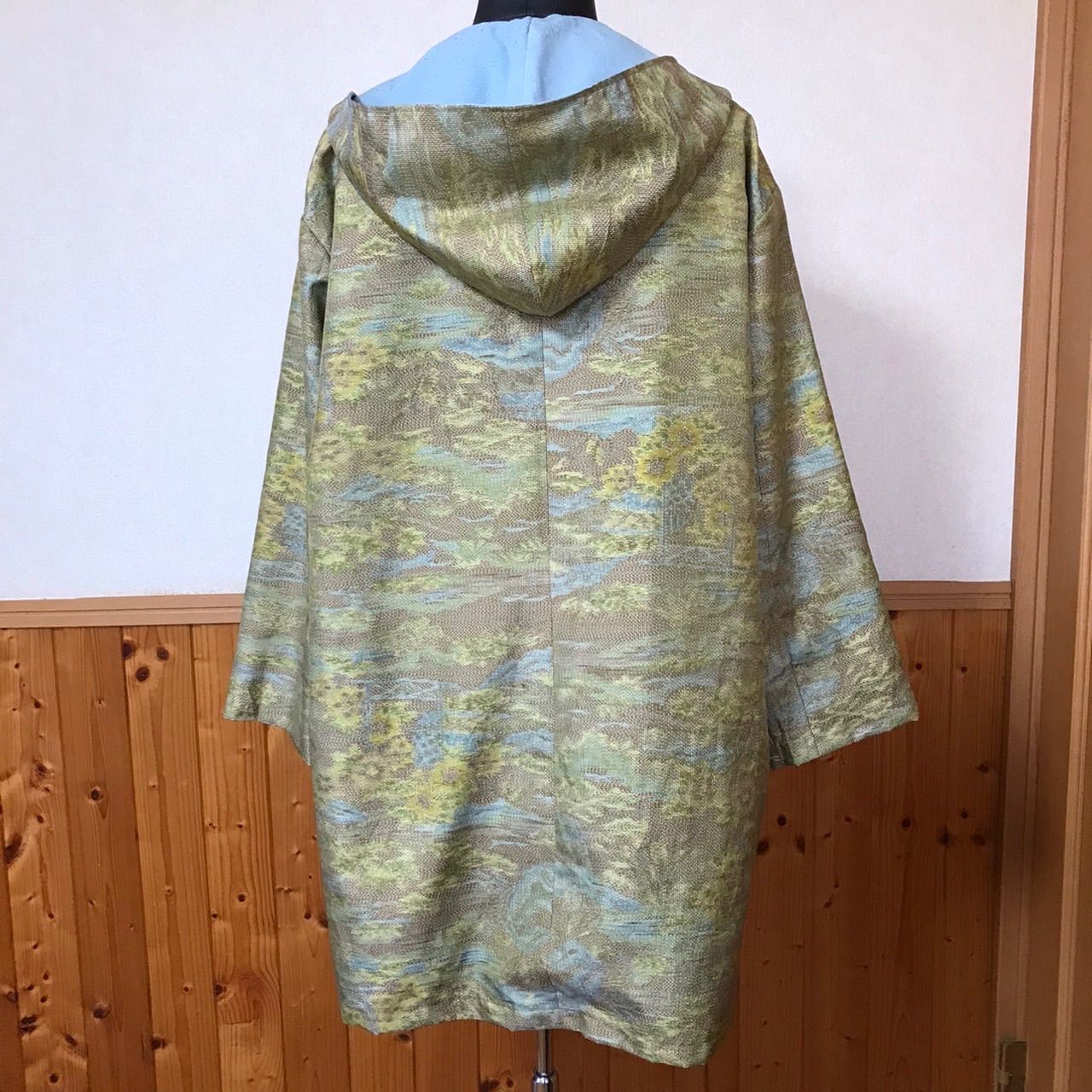 ︎✴︎✴︎SALE✴︎✴︎ 着物リメイク＊裏地付きフード春コート - メルカリ