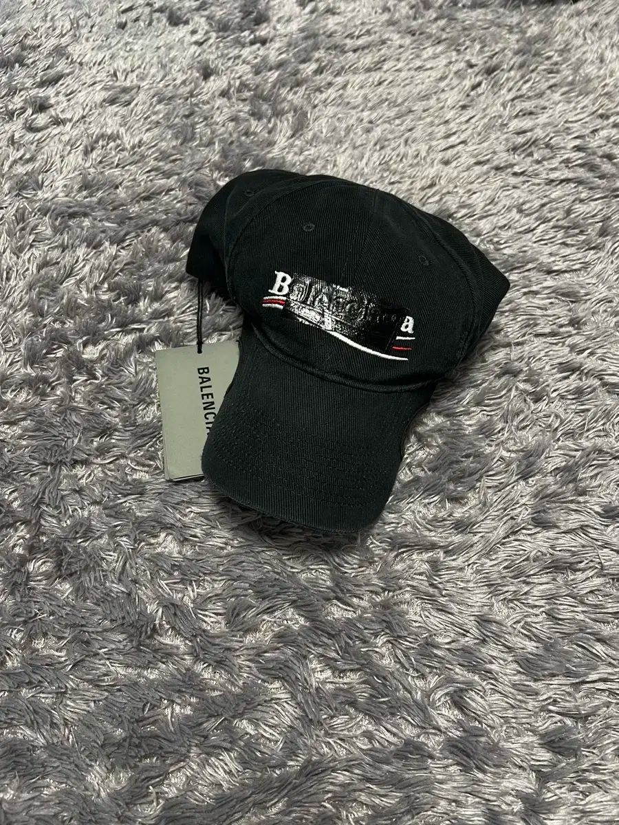 L BALENCIAGA バレンシアガ ガッファー キャップ