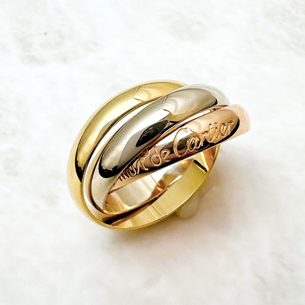 リング スリーカラー クラシック 美品/人気🌟Cartier トリニティ クラシックモデル スリーカラー