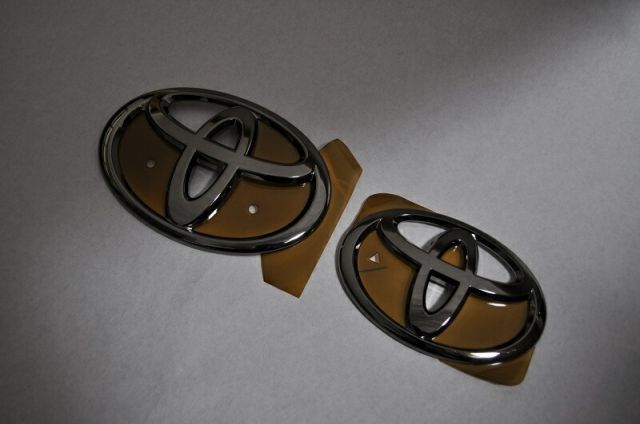 ＮＧＸ５０ Ｃ−ＨＲ　ブラックメッキエンブレム３点ＳＥＴ　　INVENTER/grow/メッキ/ブラッククローム/ゴールド/車エンブレム/車パーツ/