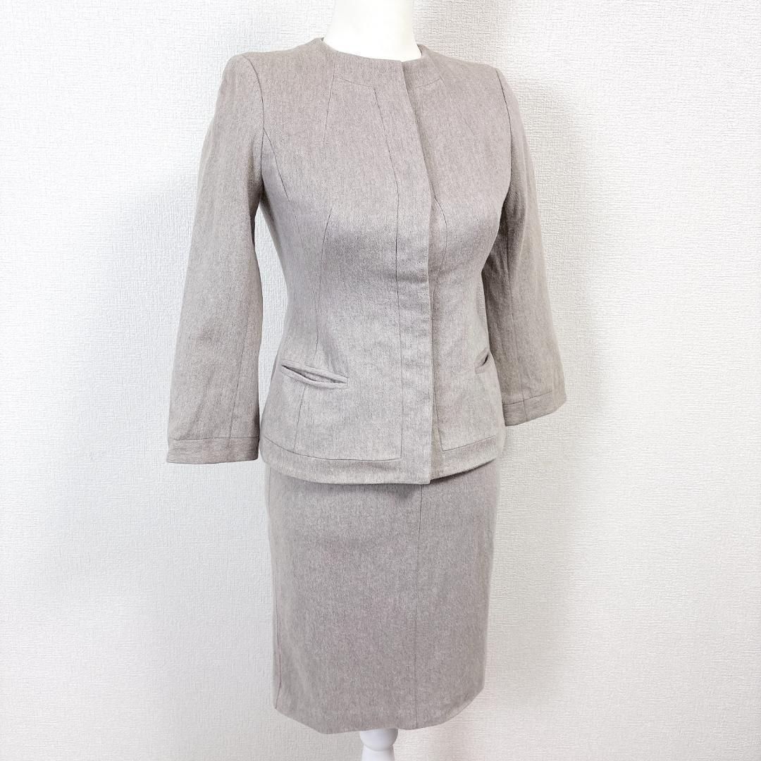 おしゃれ好き BARNEYS NEW YORK スカートセットアップ 38 グレー 限定アイテム入荷。